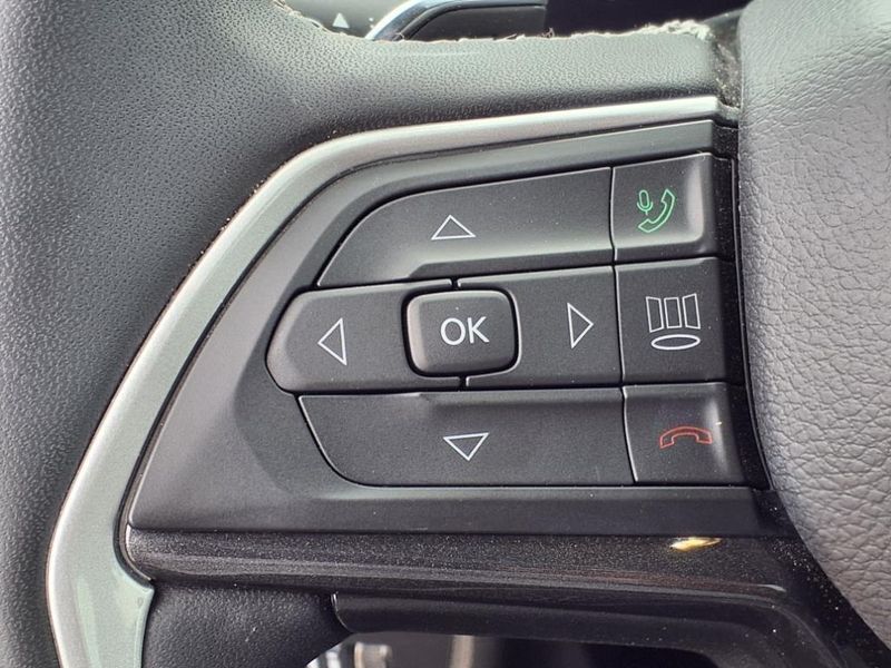 2023 Jeep Grand Cherokee L AltitudeImage 22