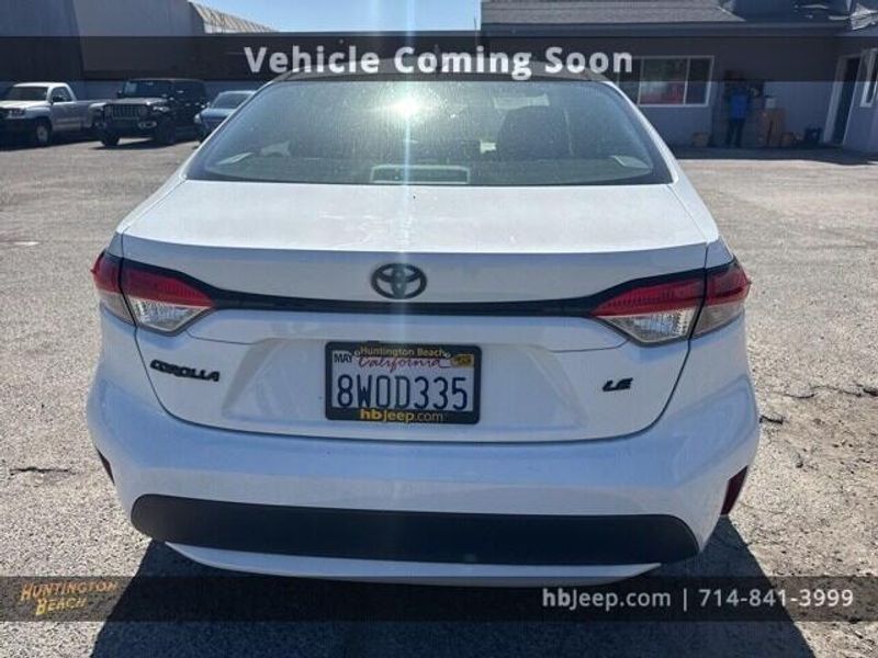 2021 Toyota Corolla LEImage 6