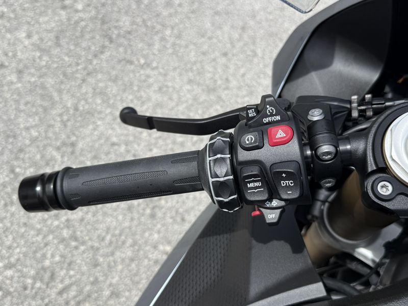 2026 BMW S 1000 RR