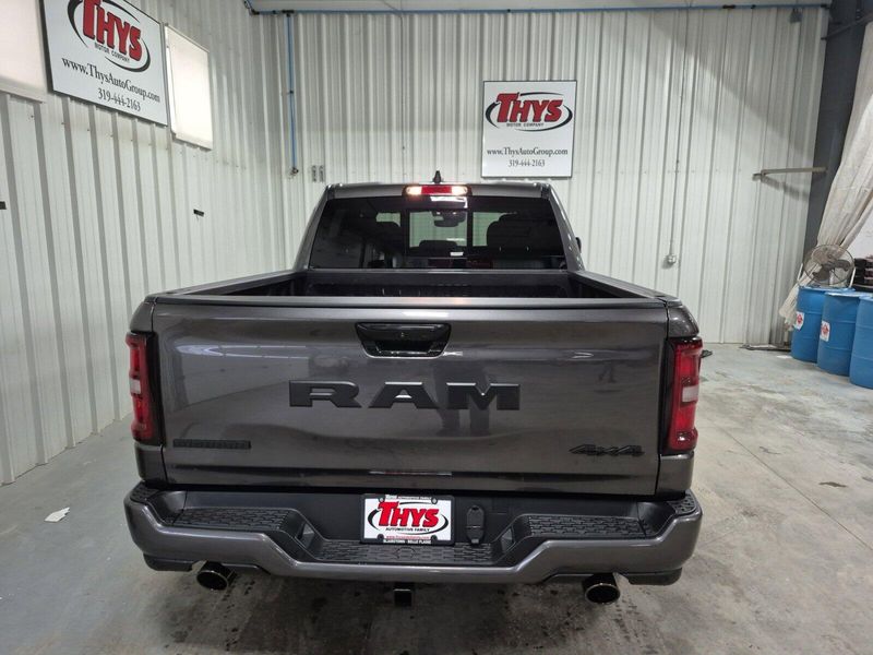 2025 RAM 1500 Big Horn Crew Cab 4x4 5