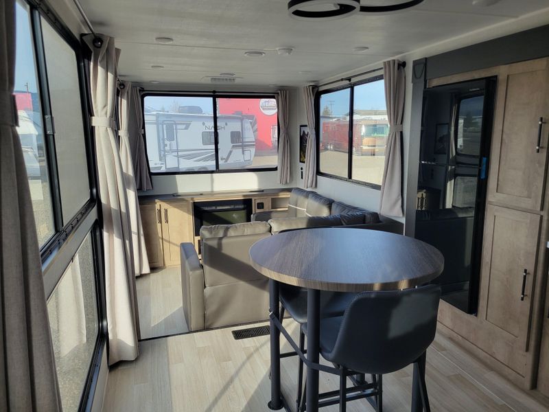New 2026 KEYSTONE Springdale 31 SUNROOMImage 17