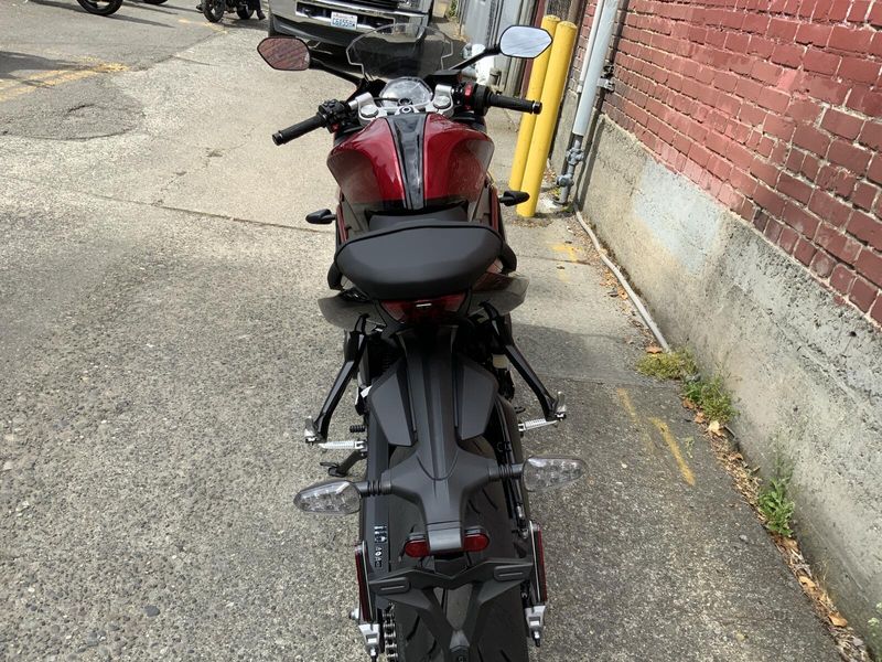 2025 Triumph DAYTONA 660