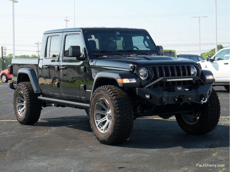 2022 Jeep Gladiator OverlandImage 12