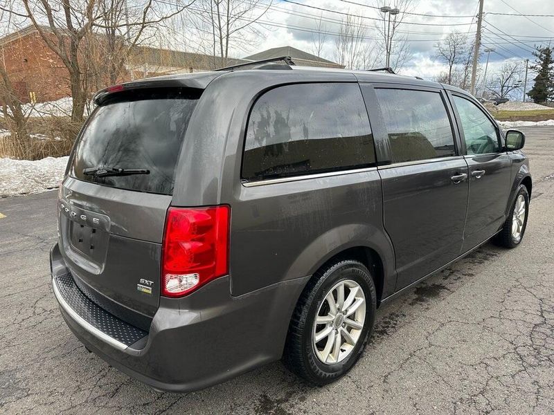 2019 Dodge Grand Caravan SXTImage 12