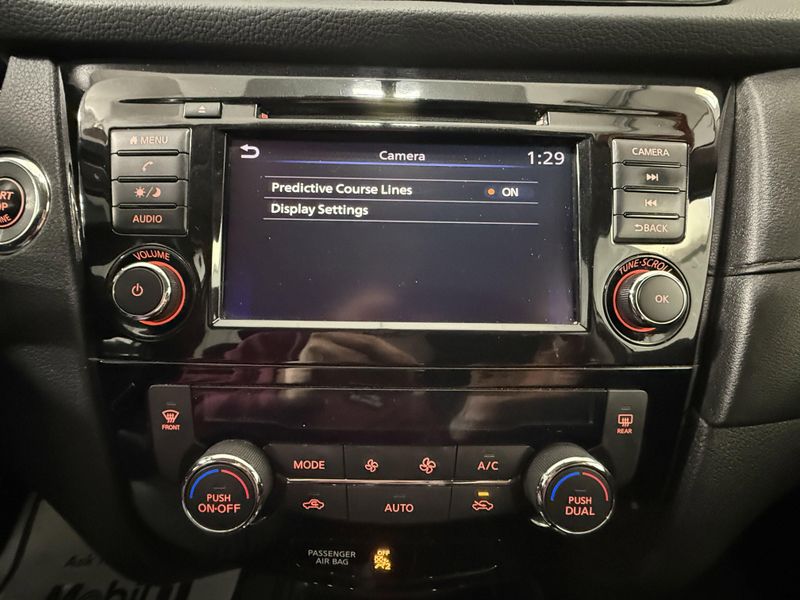 Used 2018 Nissan Rogue SVImage 34