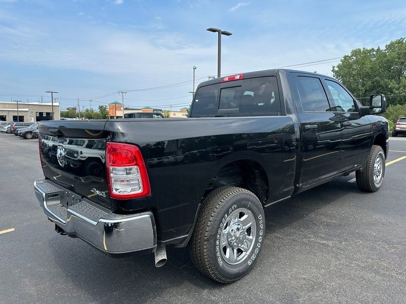 2024 RAM 2500 Tradesman Crew Cab 4x4 6