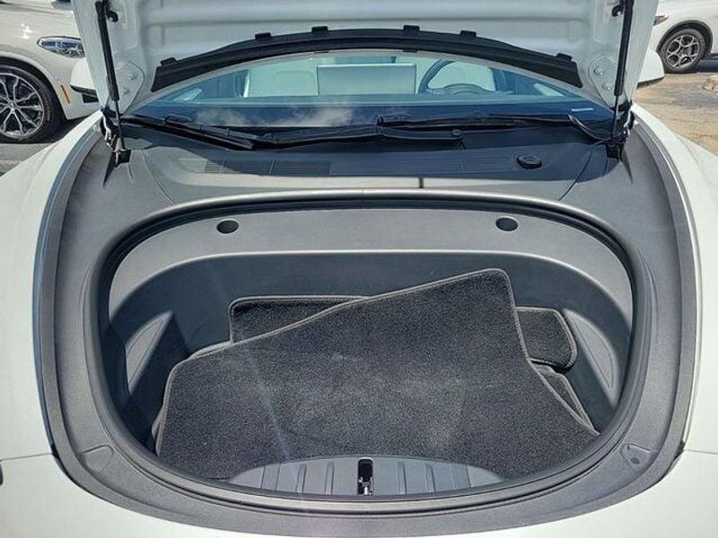 2022 Tesla Model 3 Performance photo 25