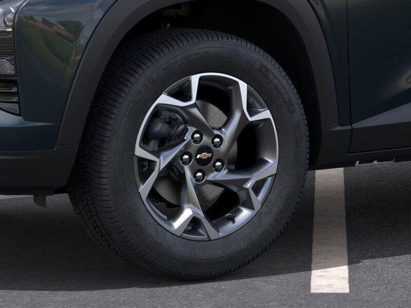 New 2025 Chevrolet Trax LTImage 9