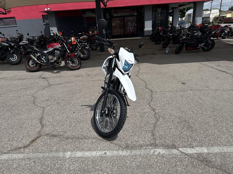 New 2026 Honda XR150L Image 11