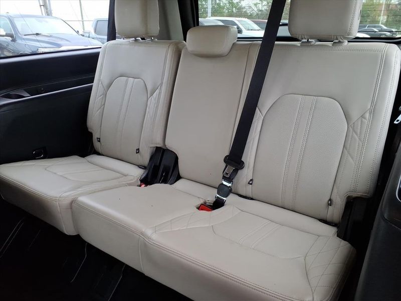 Used 2021 Ford Expedition Max PlatinumImage 15