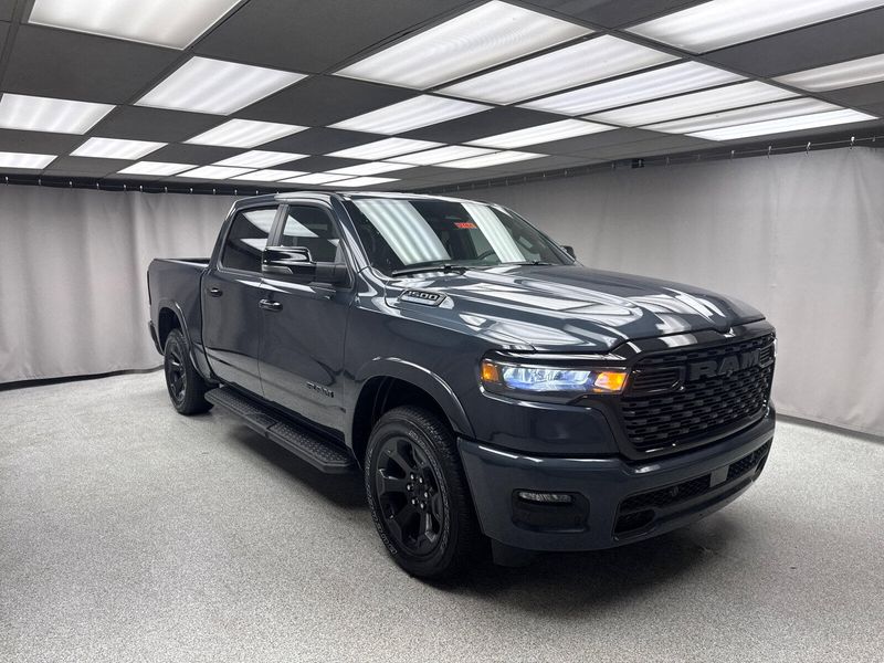 2025 RAM 1500 Big Horn Crew Cab 4x4 5