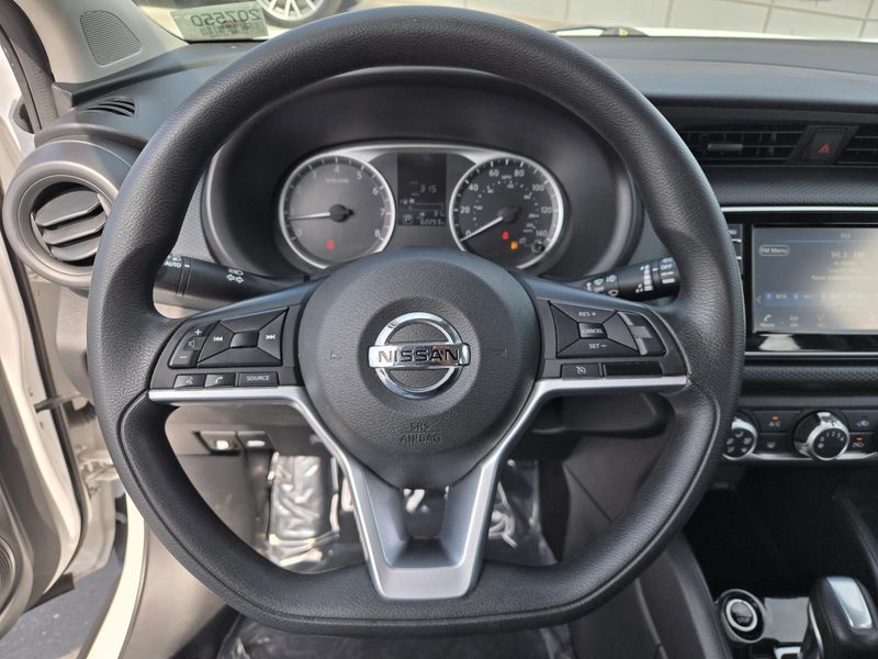 Used 2021 Nissan Kicks S FWD