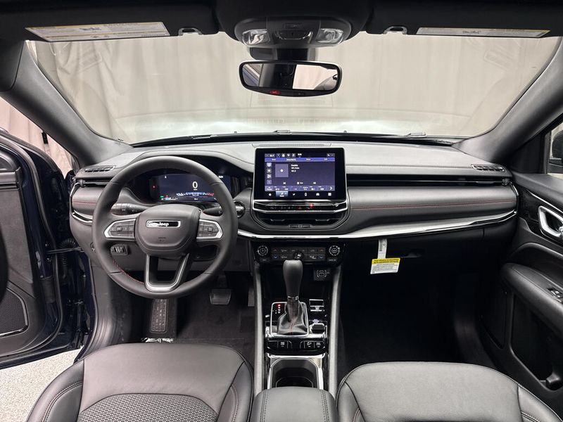 New 2026 Jeep Compass Trailhawk 4x4Image 8