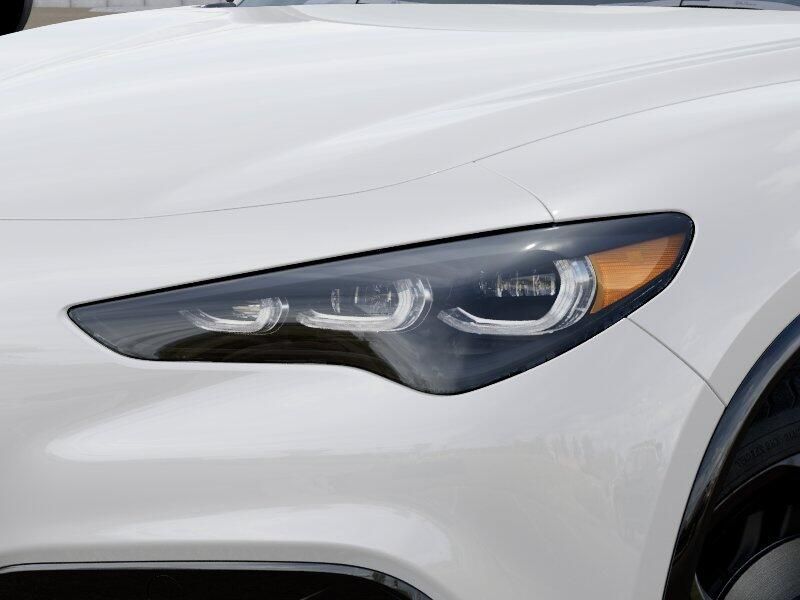 New 2026 Alfa Romeo Stelvio AwdImage 6