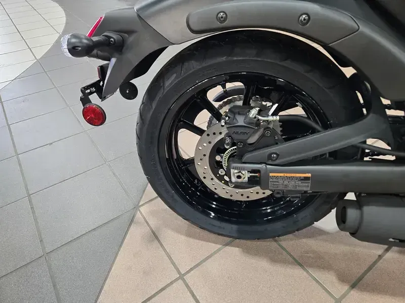 NEW 2026 KAWASAKI VULCAN S Image 2