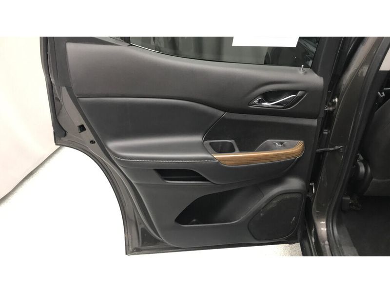 Used 2020 GMC Acadia SLEImage 13