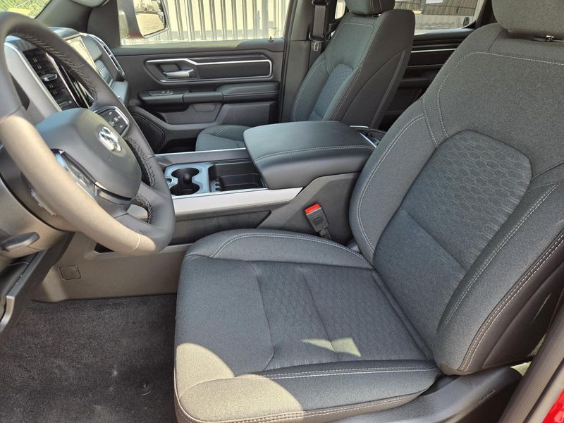 New 2026 RAM 1500 Big Horn Crew Cab 4x4 5'7' Box