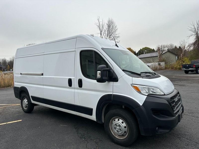 2023 RAM ProMaster 2500 High RoofImage 1