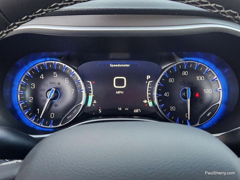 New 2027 Chrysler Pacifica Select