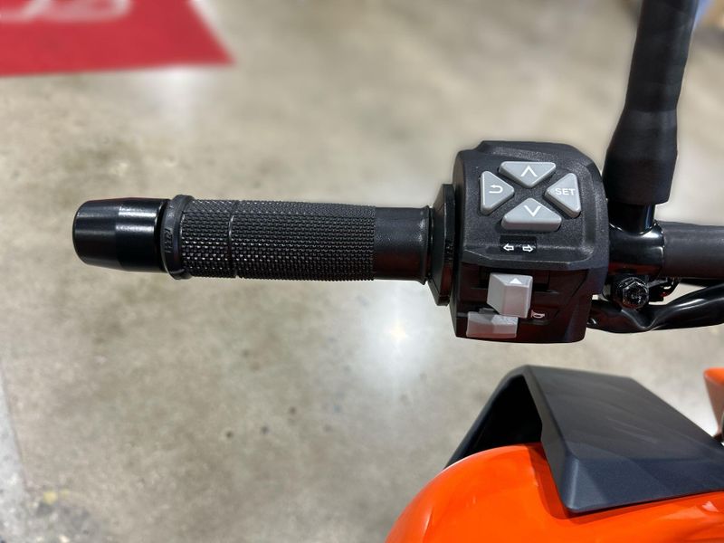2023 KTM DUKE 390 Image 26