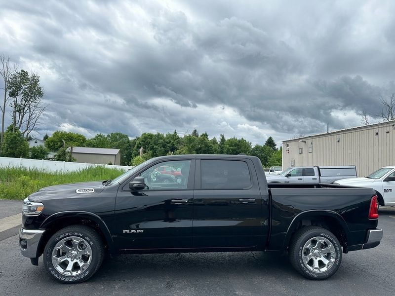 2025 RAM 1500 Big Horn Crew Cab 4x4 5