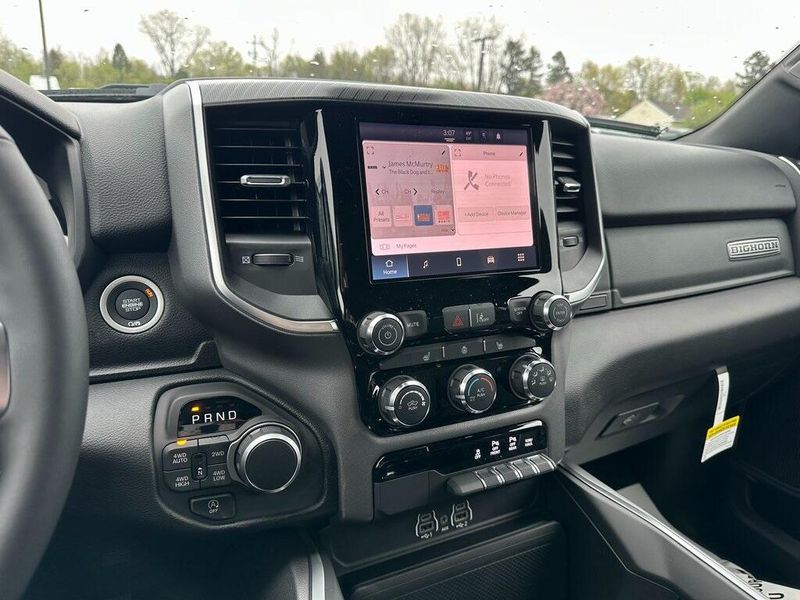 2025 Ram 1500 Big Horn photo 3