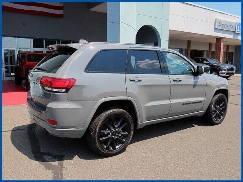 2022 Jeep Grand Cherokee WK Laredo XImage 7