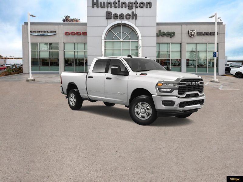 2025 RAM 3500 Big Horn Crew Cab 4x4Image 8