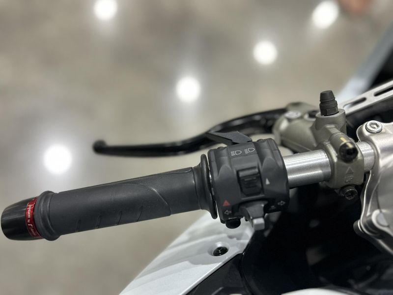 Used 2018 Ducati PANIGALE 959 Image 10