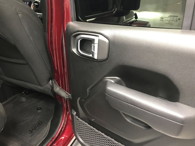 2022 Jeep Gladiator Willys photo 20