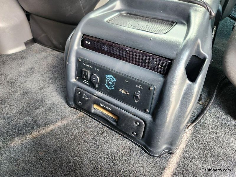2020 GMC Savana Cargo Image 48