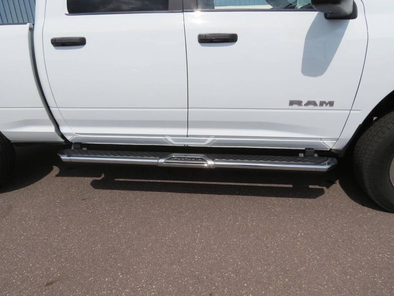 New 2024 RAM 2500 Big Horn 4x4 4dr Crew Cab 6.3 ft. SB PickupImage 7