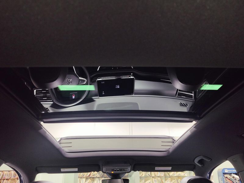 Used 2025 Volkswagen Atlas Cross Sport SEL AWD R-Line Black w/Sunroof/NavImage 7