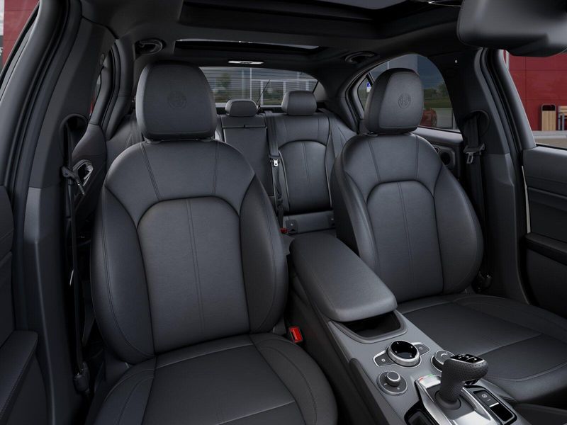 New 2025 Alfa Romeo Giulia RwdImage 35