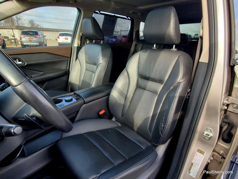 Used 2023 Nissan Rogue SL