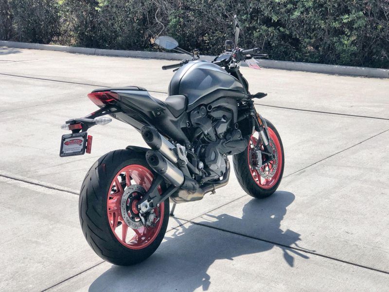 New 2026 Ducati MONSTER 937+ Image 17