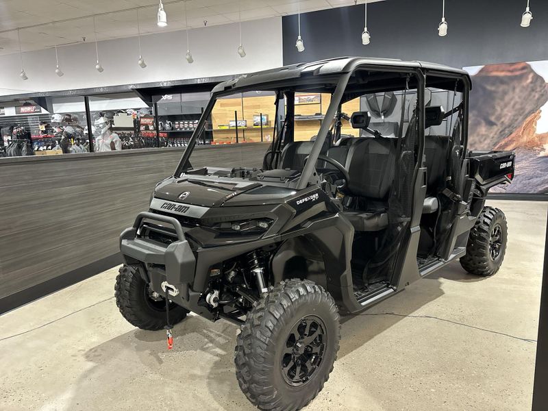New 2026 Can-Am DEFENDER MAX XT HD11 WITH 10.25 IN. INFOTAINMENT Image 11