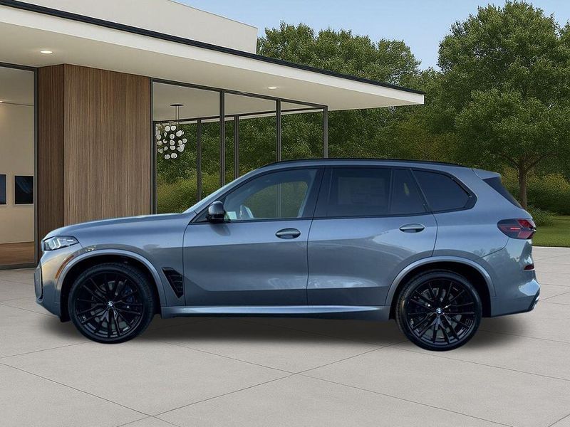 New 2026 BMW X5 M60iImage 12