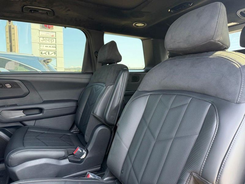 New 2027 Kia Telluride Hybrid X-Line SX PrestigeImage 15