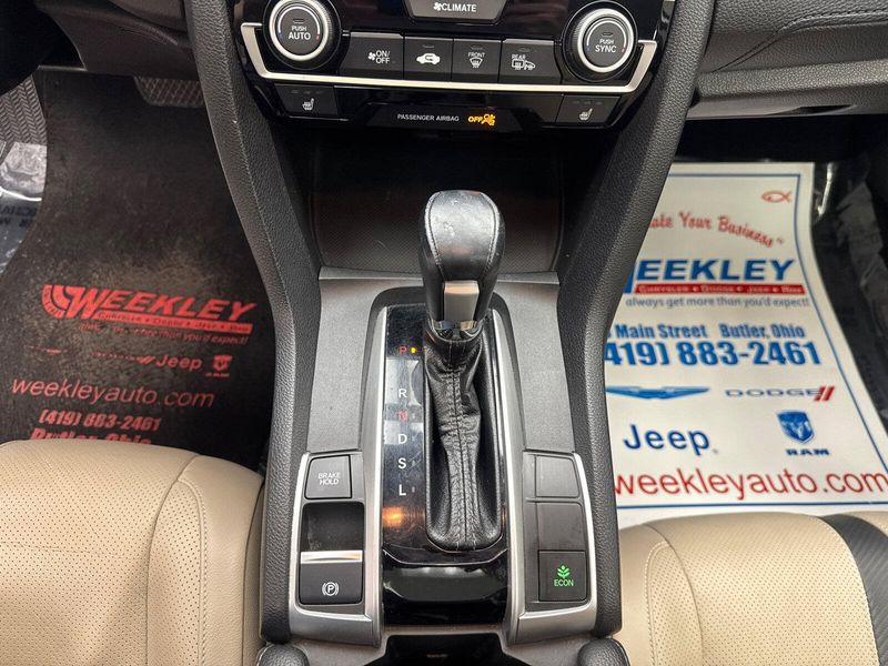 2018 Honda Civic EX-LImage 13
