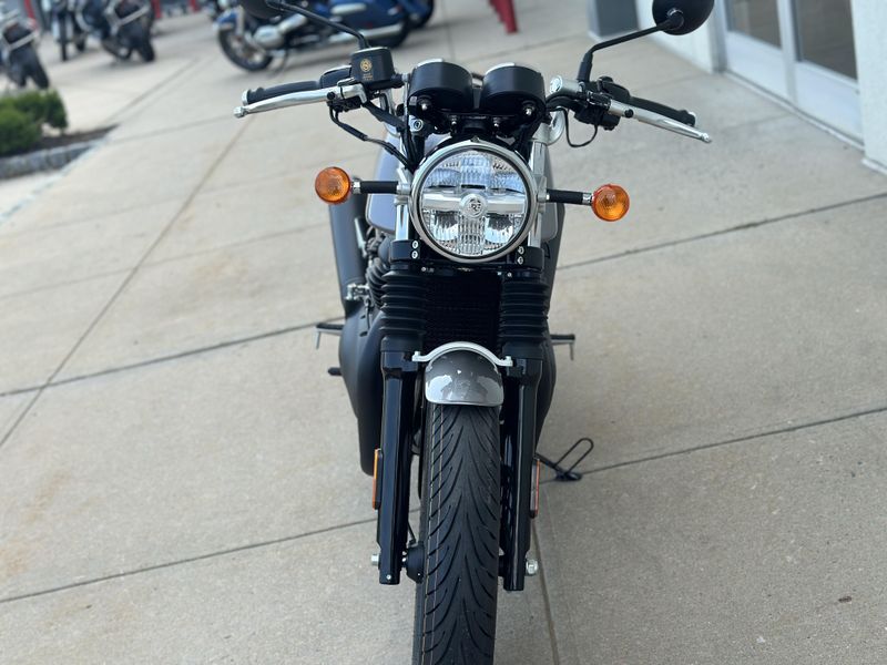2024 Royal Enfield CONTINENTAL GT 650Image 4