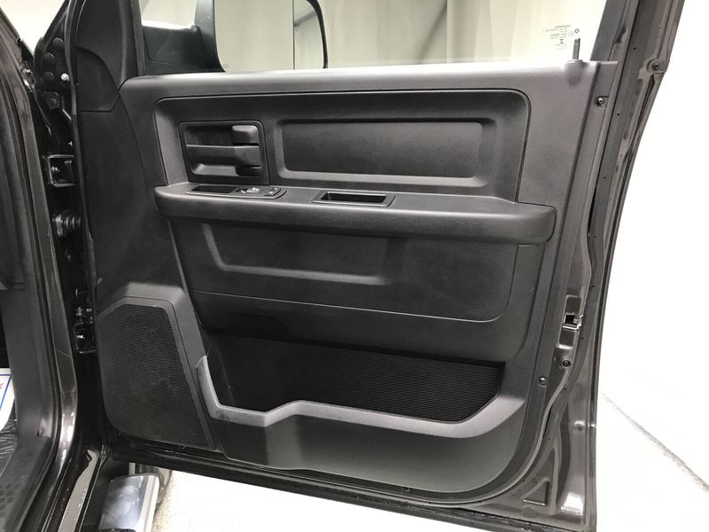2017 RAM 2500 TradesmanImage 15