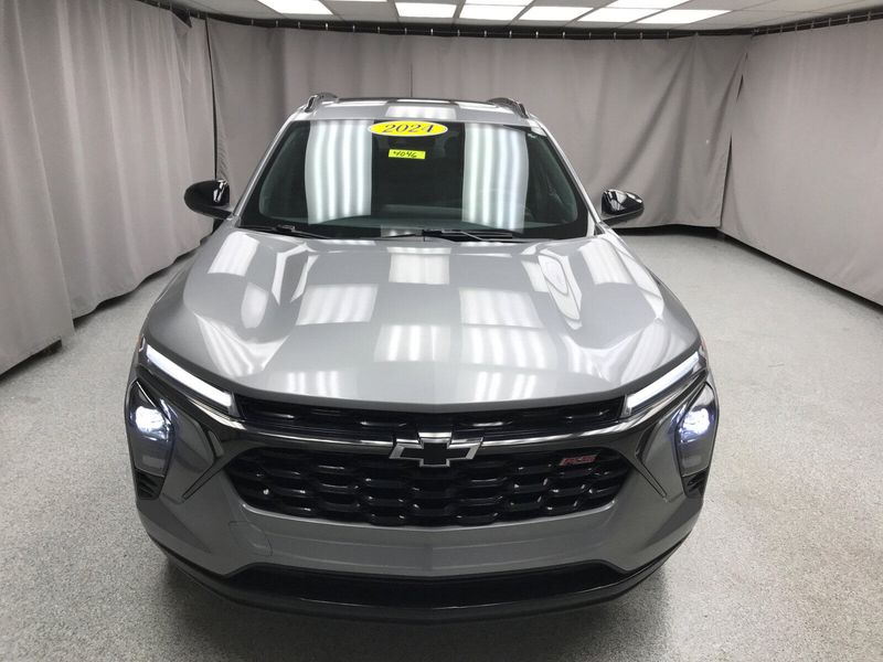 Used 2024 Chevrolet Trax 2RSImage 25