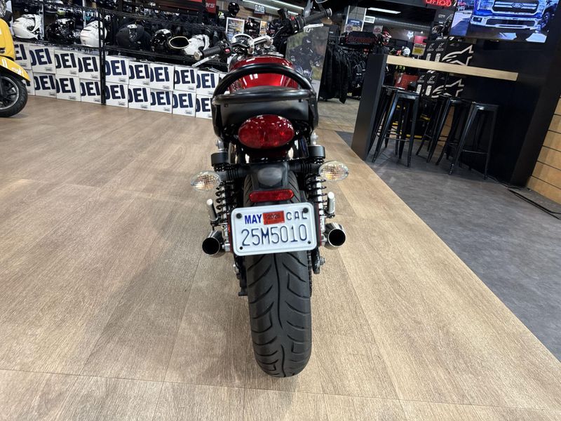 Used 2018 Triumph STREET TWIN Image 11