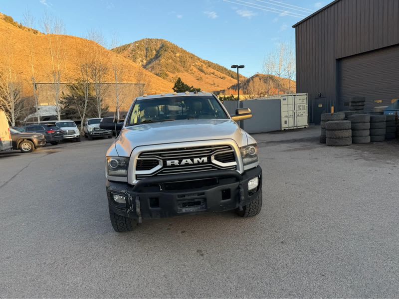 2018 Ram 3500 Laramie photo 4