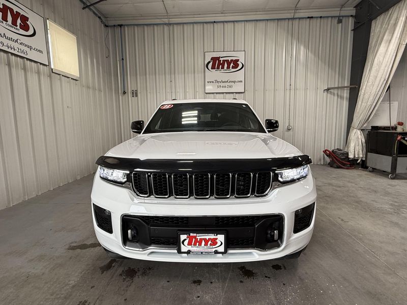 Used 2023 Jeep Grand Cherokee L OverlandImage 16