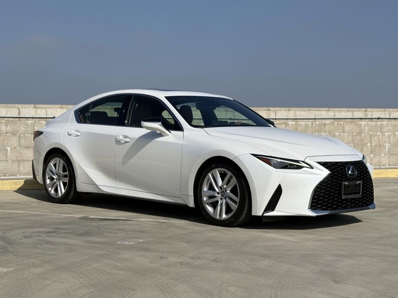 Used 2024 Lexus IS 300Image 2