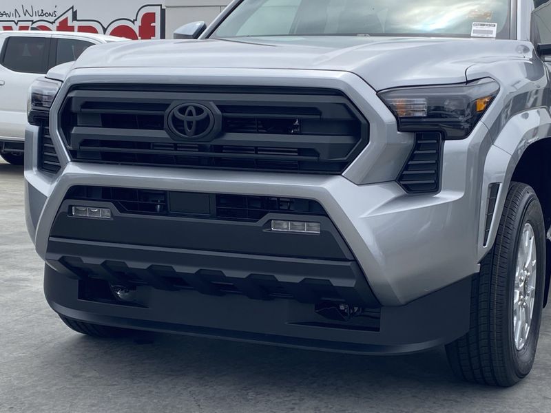 New 2025 Toyota Tacoma SR5Image 7
