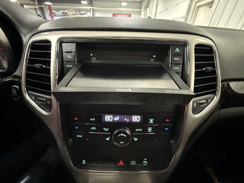 Used 2013 Jeep Grand Cherokee LaredoImage 39