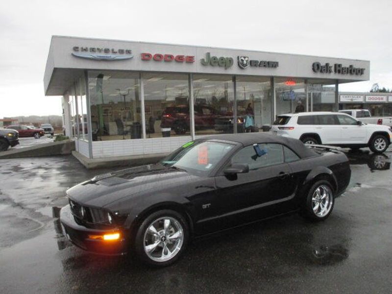 2007 Ford Mustang Image 1